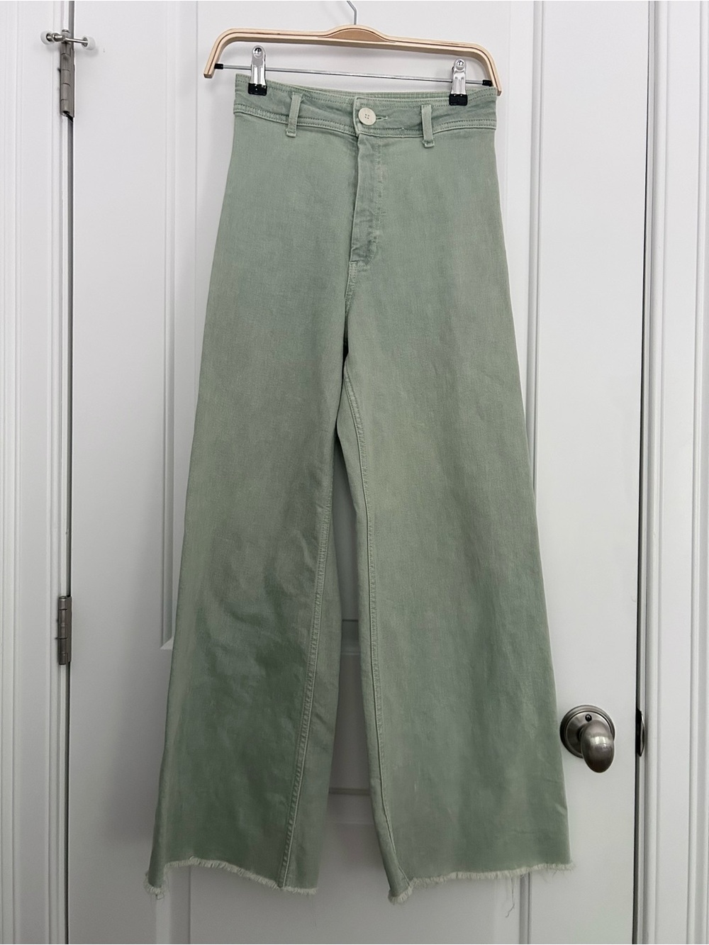 Zara Marine High Rise Wide Leg Jeans in Green with Raw Hem